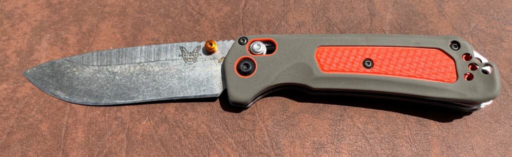 5 Best Skinning Knives: What Makes a Great Skinner? - Pew Pew Tactical